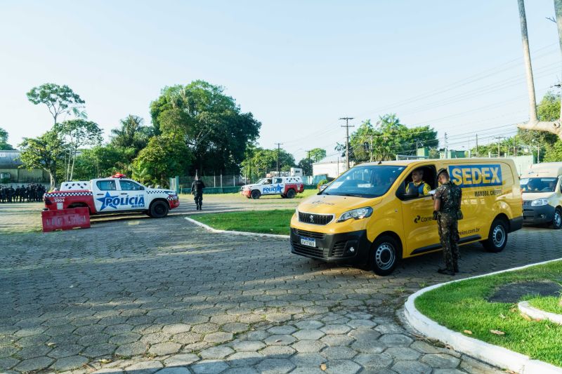 Galeria: Malotes Provas Enem - Quartel do 8º Batalhão de Suprimentos do Exercito