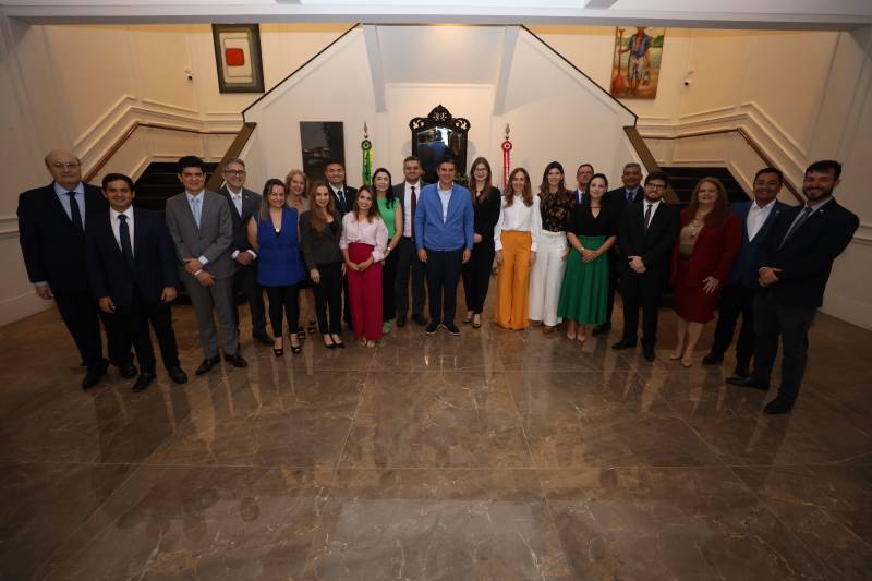Governador sanciona lei que organiza e moderniza carreiras jurídicas vinculadas ao Executivo