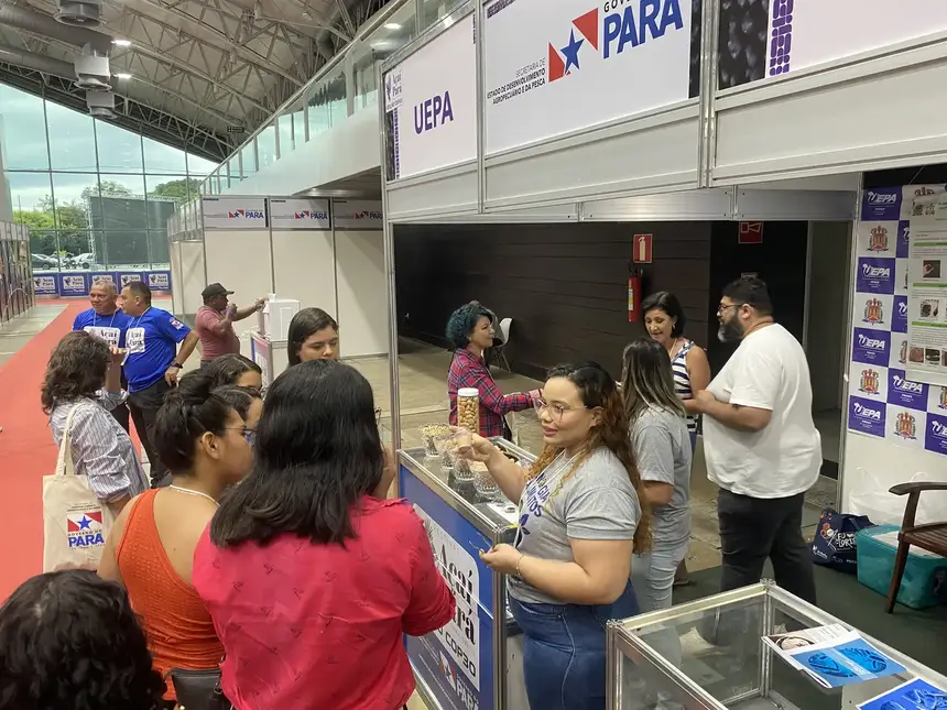 Parceria entre órgãos estaduais leva serviços ao público no Festival Açaí Pará em Belém