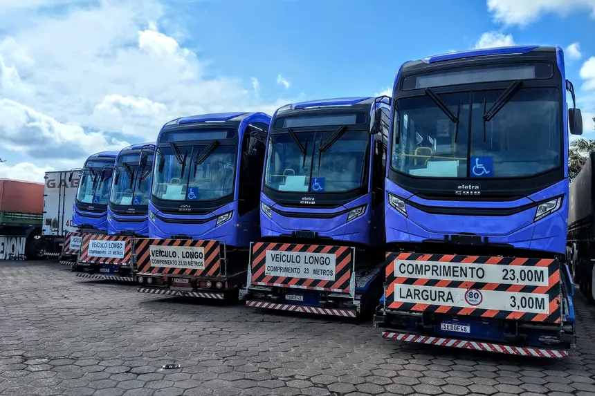 BRT Metropolitano recebe mais dez ônibus elétricos e completa frota sustentável