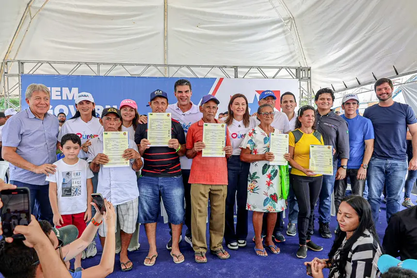 Famílias de Ourém recebem título de propriedade de terra