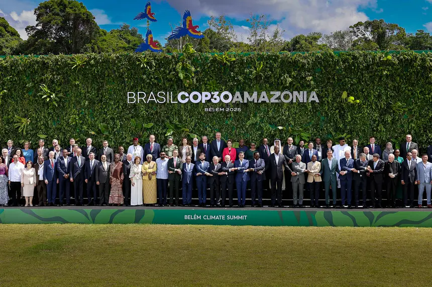 Na Cúpula dos Líderes, Helder Barbalho reforça protagonismo do Pará na COP30