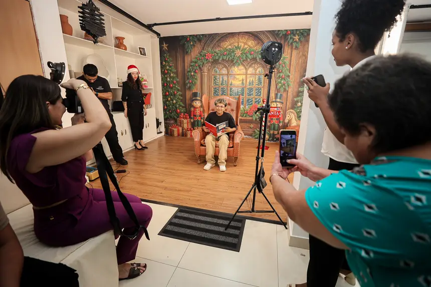 Ensaio de Natal resgata autoestima de pacientes oncológicos no 'Octávio Lobo'