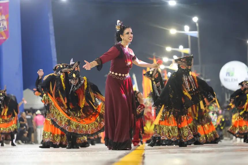 Segunda noite de desfiles do Grupo Especial reúne fé, ancestralidade e história na Aldeia Amazônica