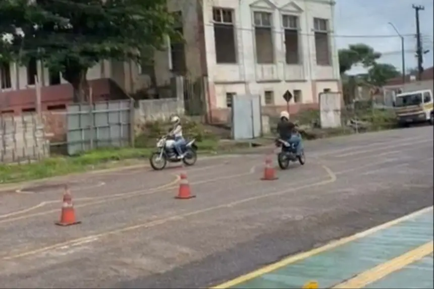 Ação itinerante do Detran facilita acesso à carteira de habilitação em vários municípios