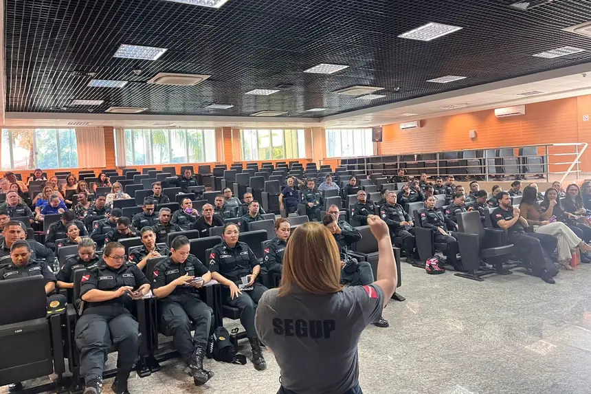 Segup qualifica servidores para atendimento a mulheres vítimas de violência em Santarém