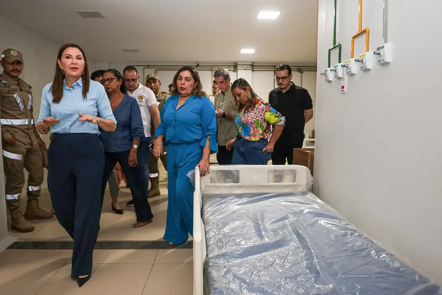 Governadora Hana Ghassan visita reta final das obras do Hospital São Bento, em Abaetetuba