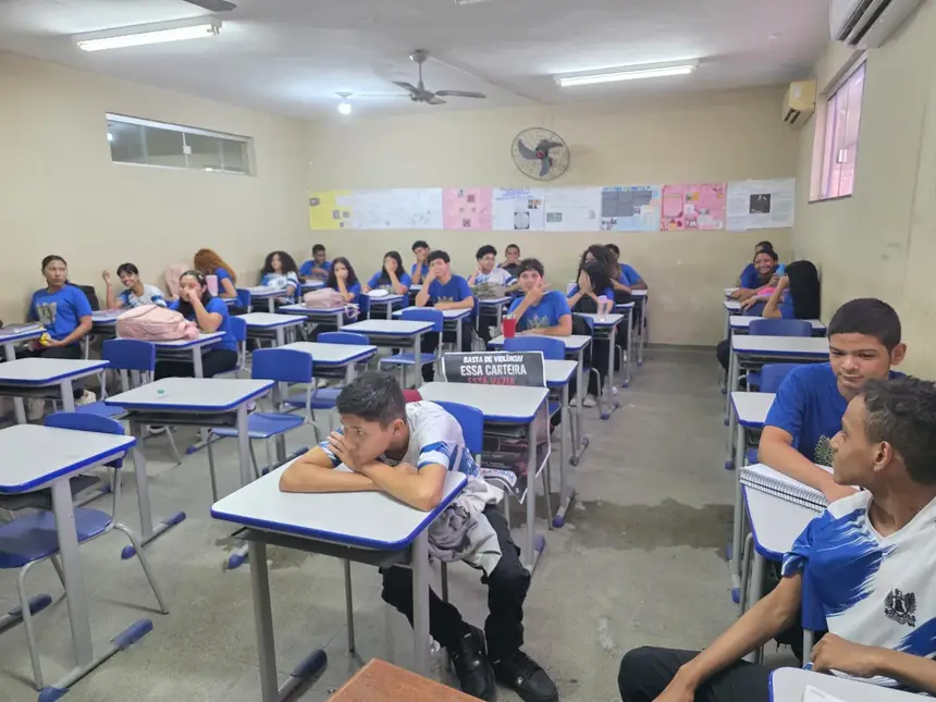 Projeto leva à sala de aula diálogo sobre combate à violência contra a mulher