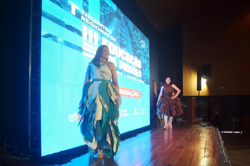 Coostafe leva moda sustentável e protagonismo feminino ao Encontro Regional de Educação em Prisões no Pará