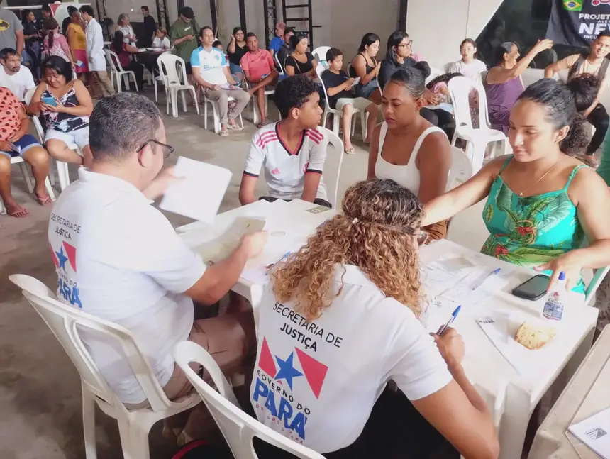 Seju leva serviços de cidadania a moradores do Guamá, em Belém