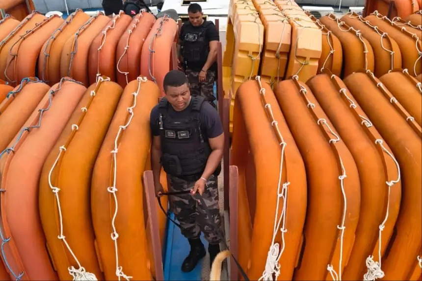 Base Fluvial Antônio Lemos apreende quase 5 quilos de cocaína em embarcação que seguia para o Amapá