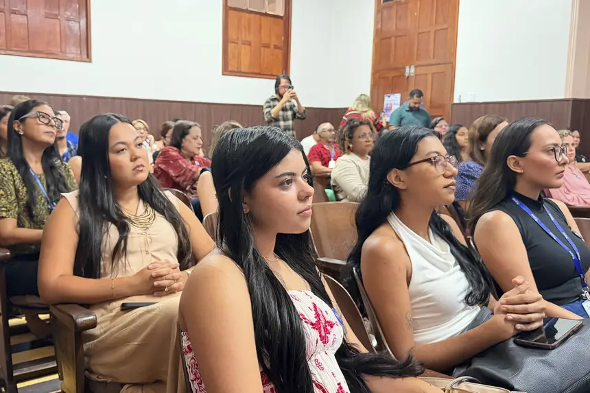 Comunidade acadêmica lança programa 'Uepa por Elas' 