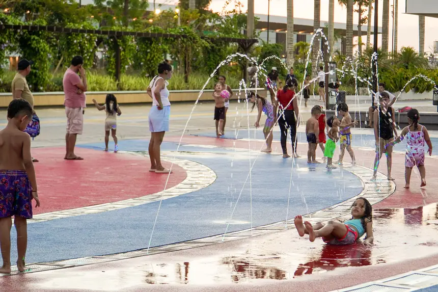 Colônia de Férias começa com mais de 1,6 mil participantes no Parque da Cidade