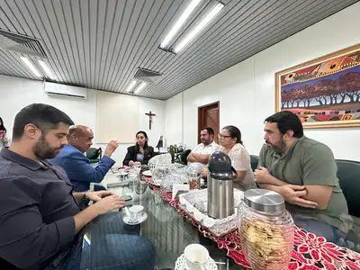 notícia: Ideflor-Bio conhece na Ufra tecnologia inédita que transforma caroço de açaí em papel sustentável