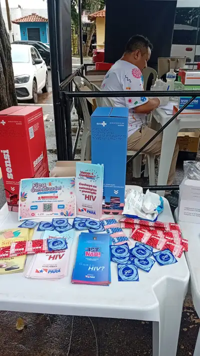 notícia: Sespa leva vacinação e material de prevenção a ISTs a locais de folia