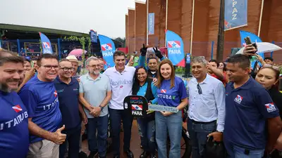 notícia: Governo do Pará entrega dez motocicletas do CredCidadão a mototaxistas de Itaituba