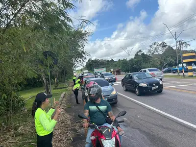 notícia: Operação Tiradentes do Detran alerta condutores sobre riscos de acidentes