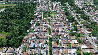 notícia: Programa “Asfalto por Todo o Pará” acelera em Belém com obras em 44 ruas dos bairros Coqueiro, Tapanã e Tenoné