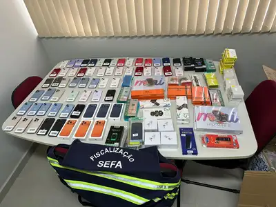notícia: Sefa apreende celulares, bolas de moinho e material elétrico