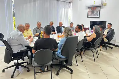 notícia: Sedeme apresenta incentivos fiscais e ações de apoio institucional a empresários do setor de bebidas e alimentos